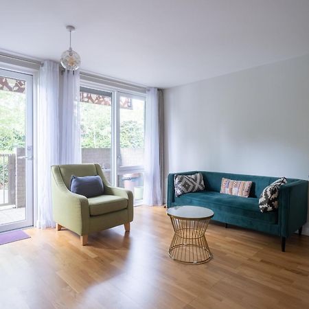 Brand New London Flat With Car Park Διαμέρισμα Εξωτερικό φωτογραφία